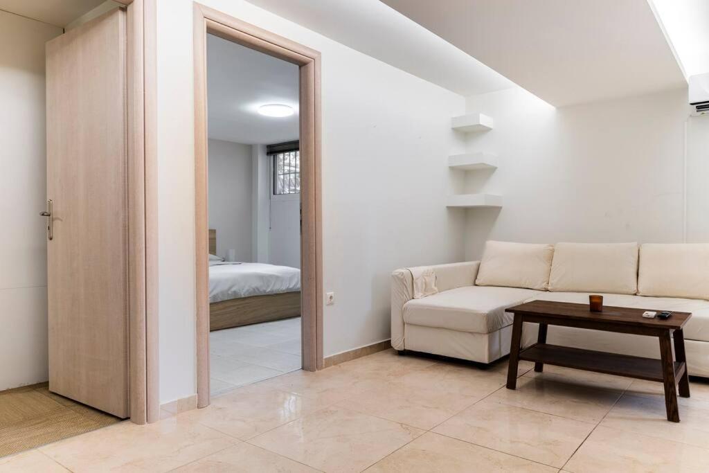 Apartment At Ano Glifada. Athene Buitenkant foto